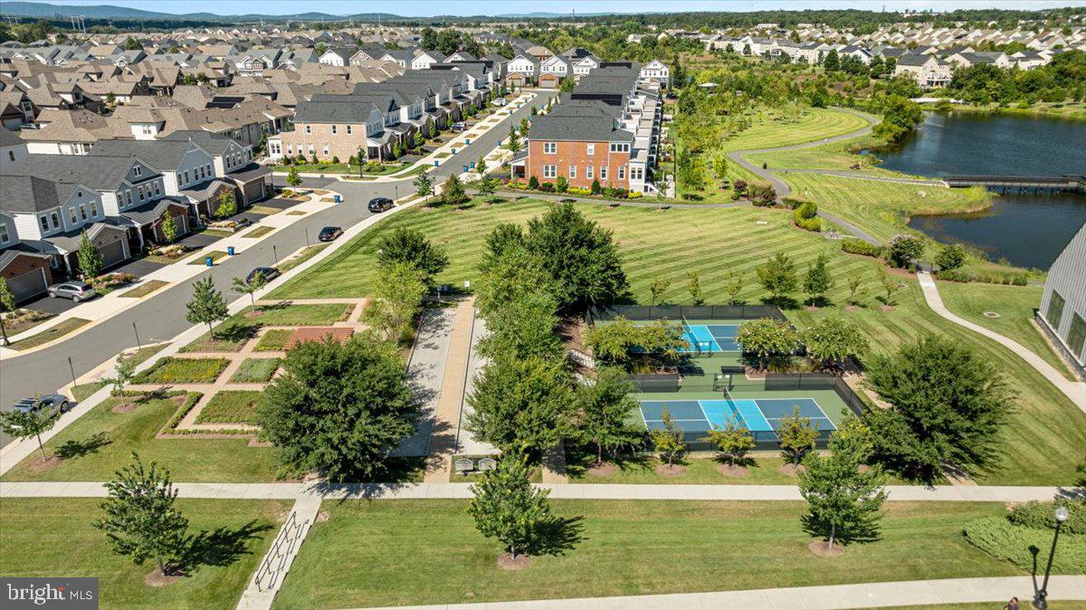 23631 HAVELOCK WALK TERRACE 313