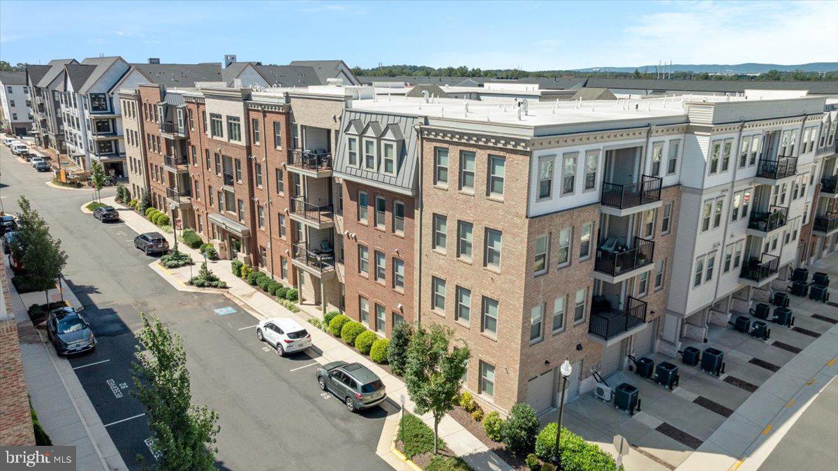 23631 HAVELOCK WALK TERRACE 313