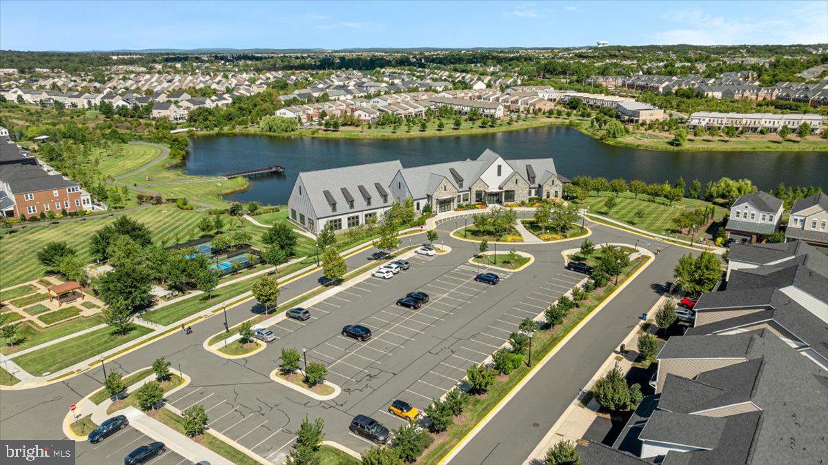 23631 HAVELOCK WALK TERRACE 313