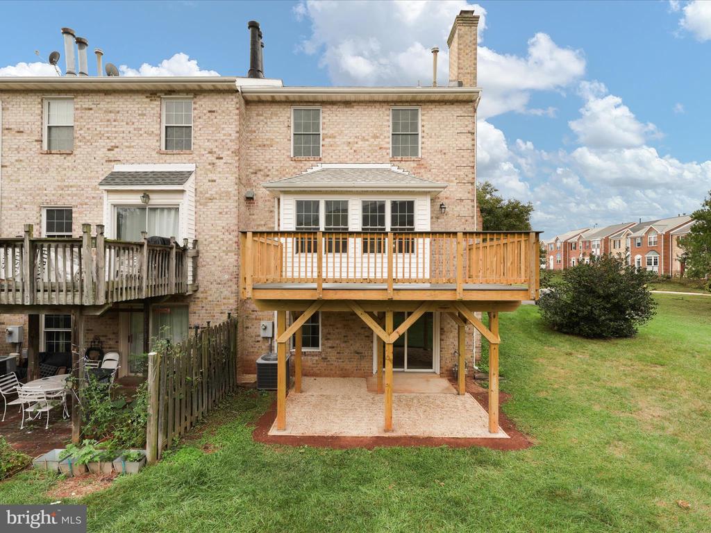 21098 FIRESIDE COURT