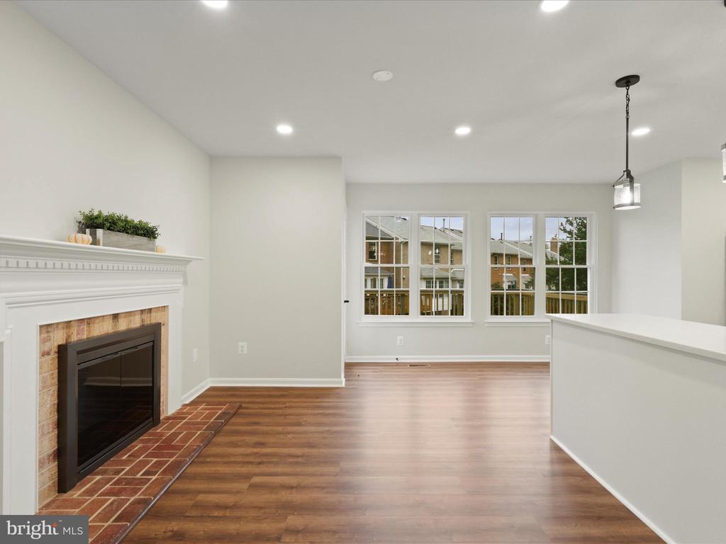 21098 FIRESIDE COURT