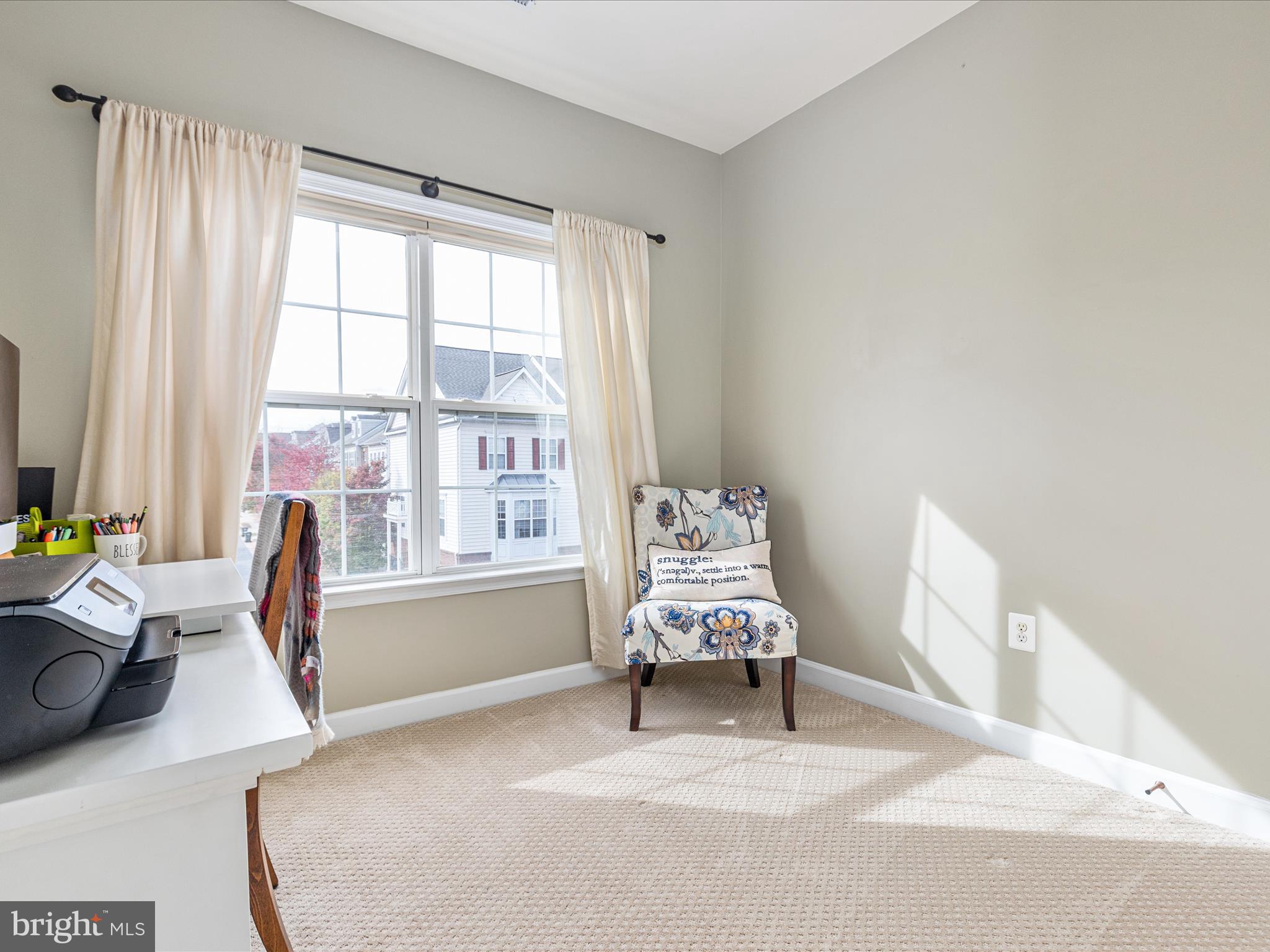 42533 MAGELLAN SQUARE