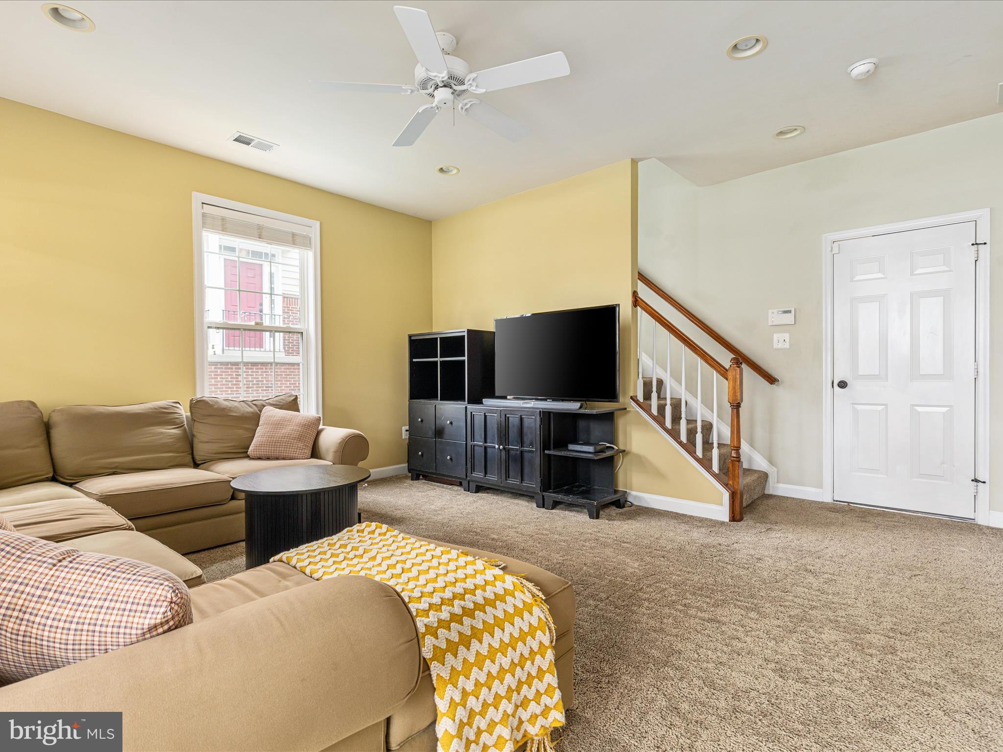 42533 MAGELLAN SQUARE