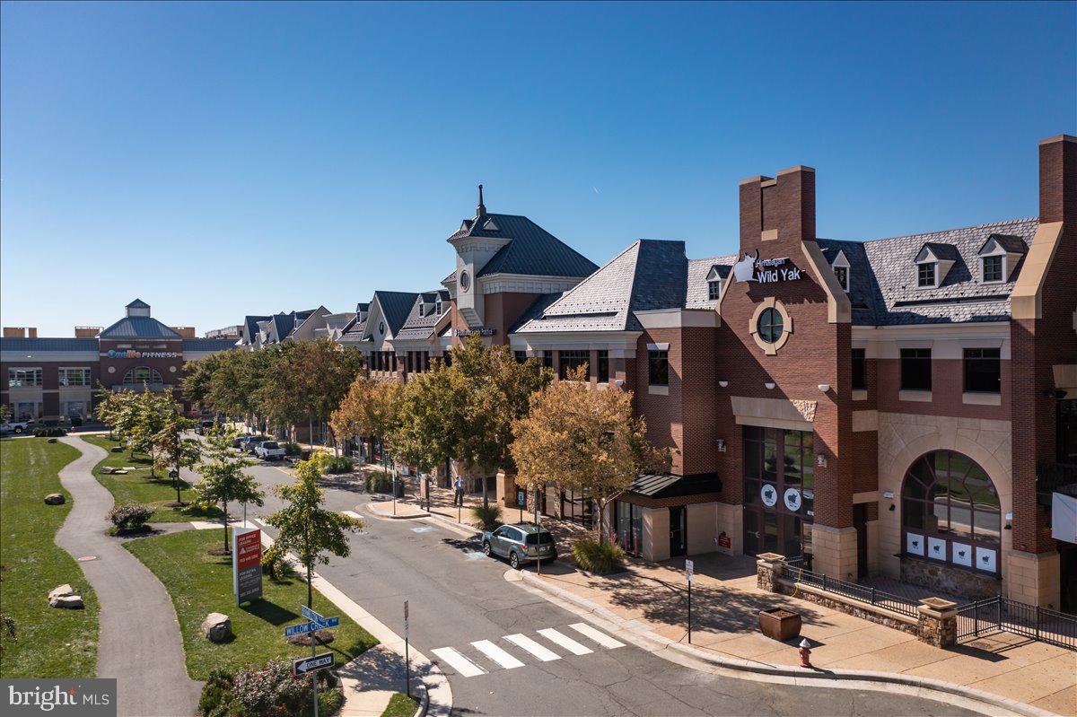 42533 MAGELLAN SQUARE