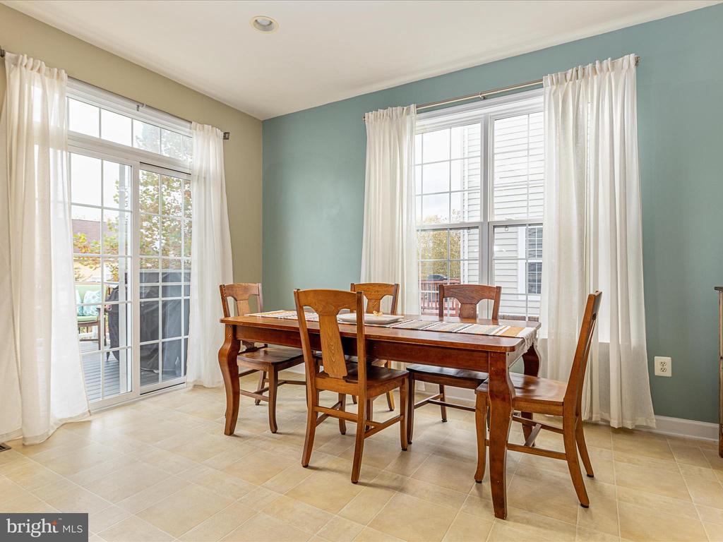42533 MAGELLAN SQUARE