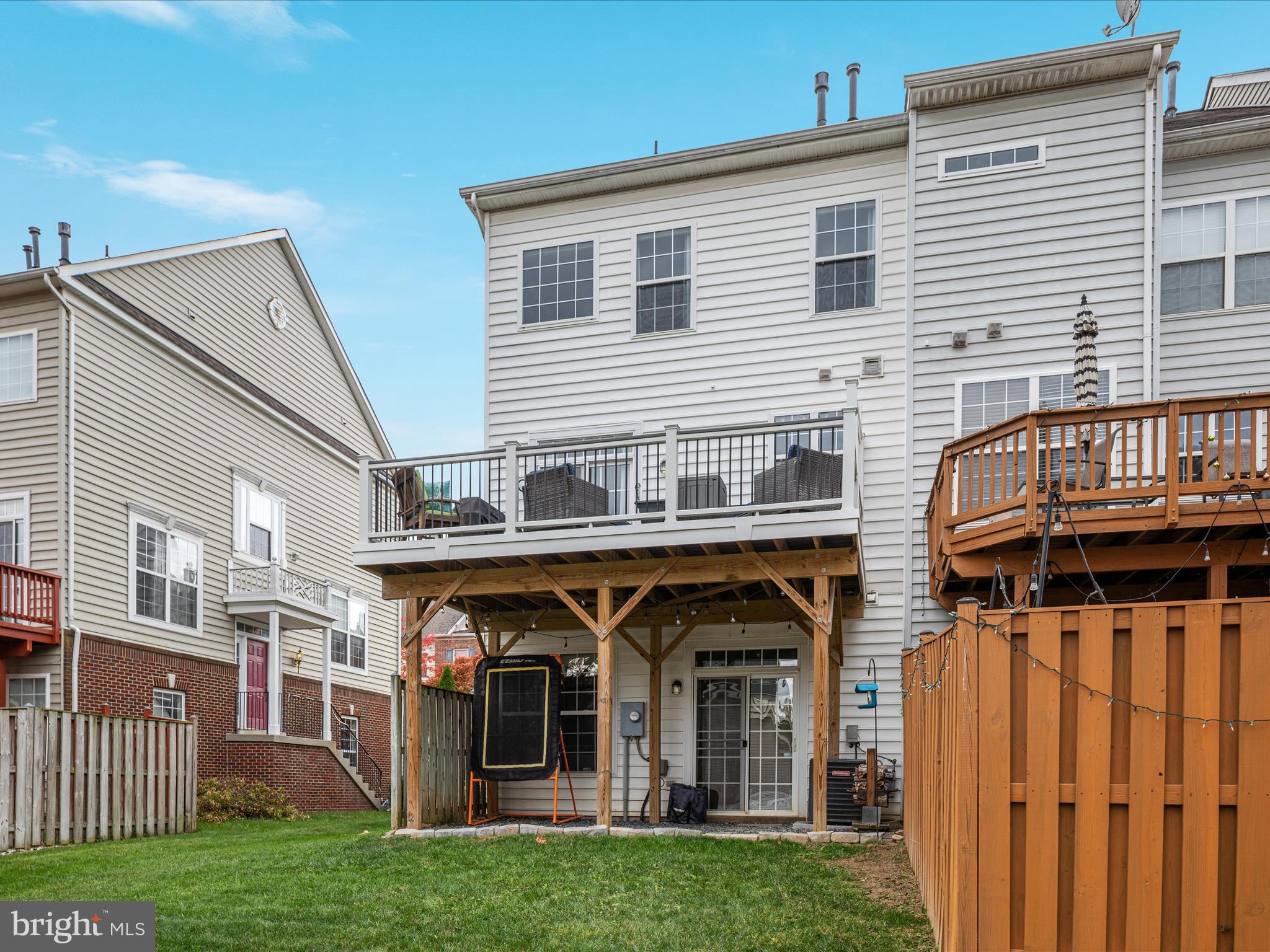 42533 MAGELLAN SQUARE