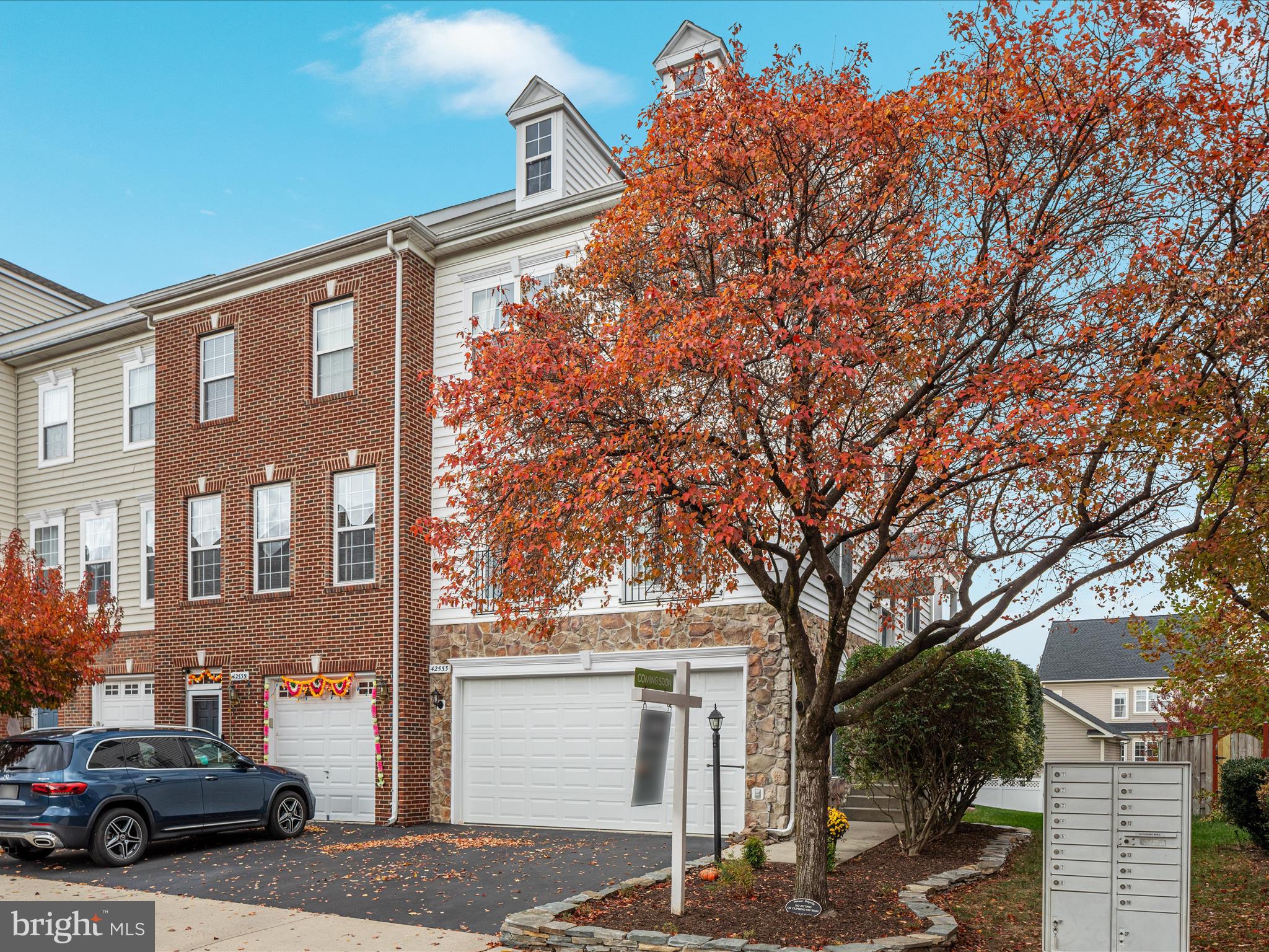 42533 MAGELLAN SQUARE