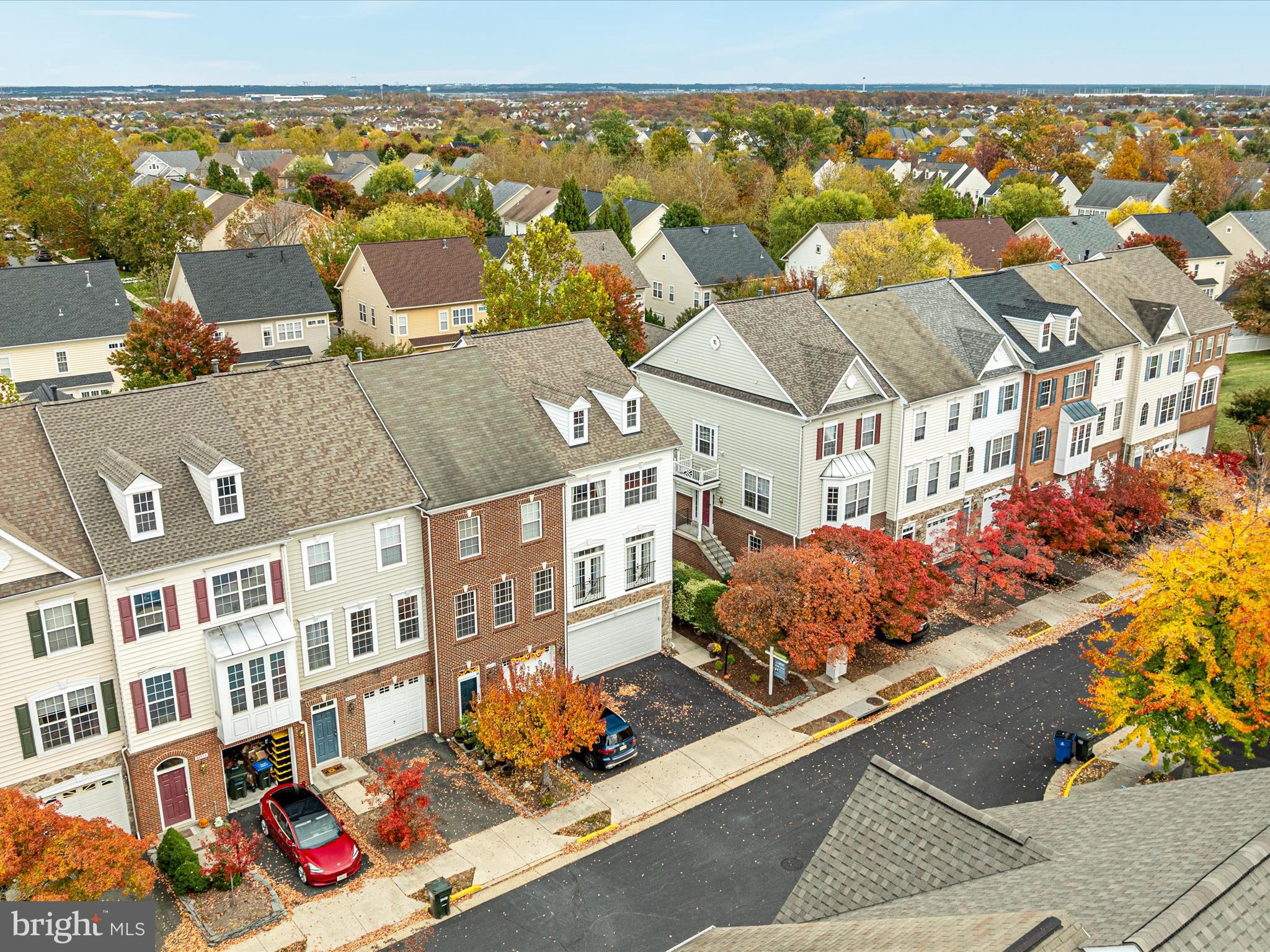 42533 MAGELLAN SQUARE