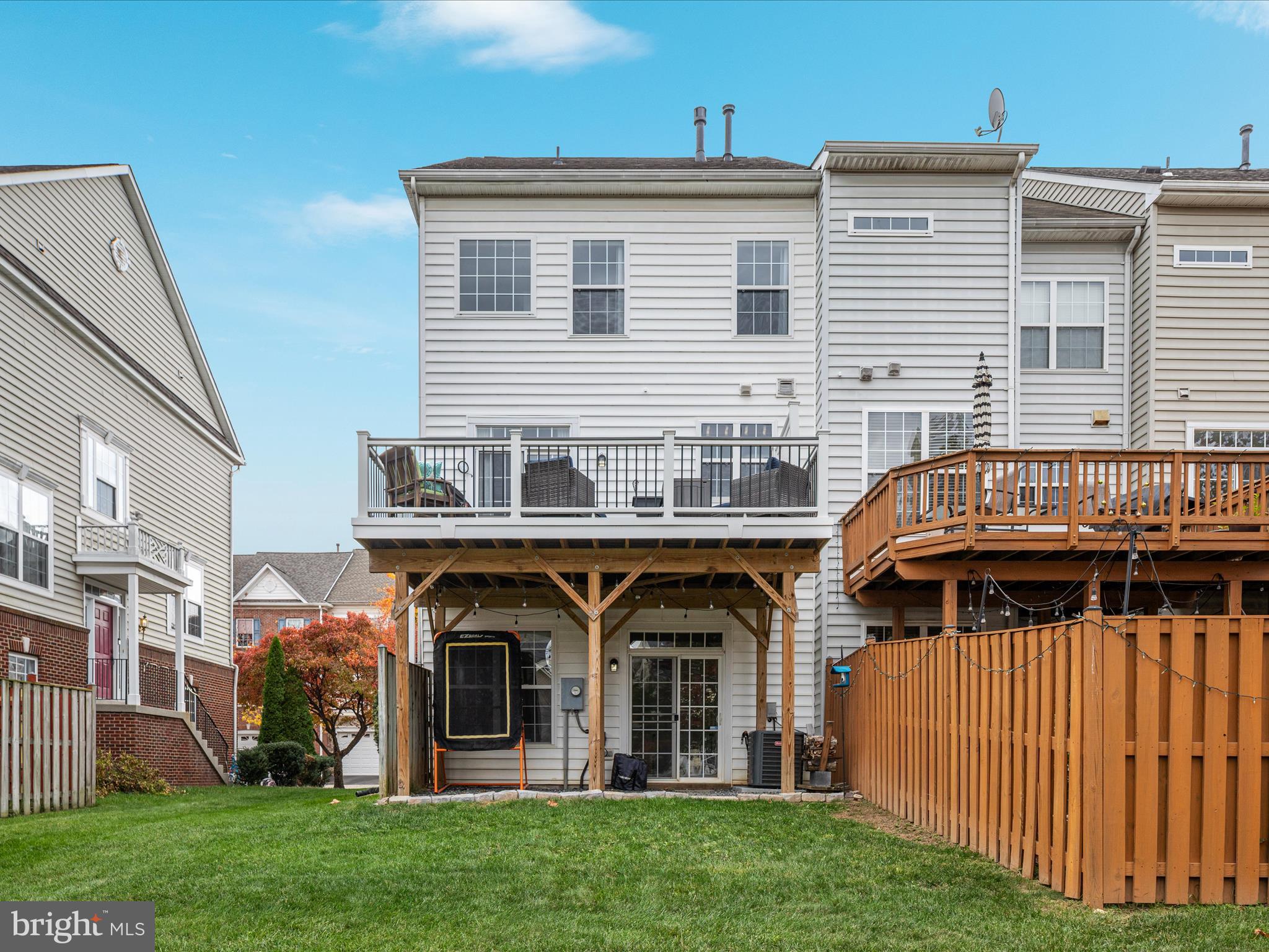 42533 MAGELLAN SQUARE