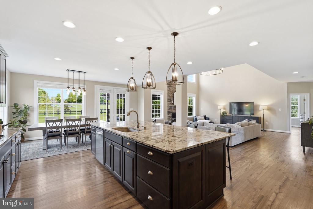 38640 WOODSAGE COURT