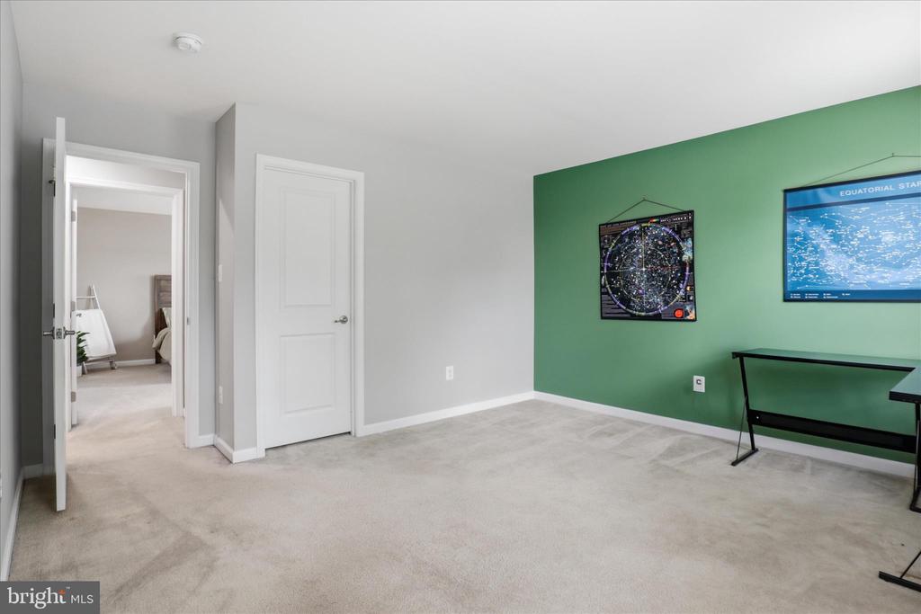 4 WILLIAM ALBERT WAY
