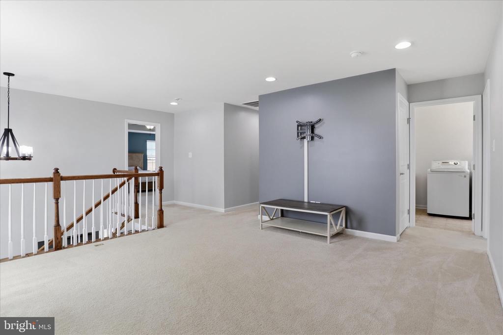4 WILLIAM ALBERT WAY