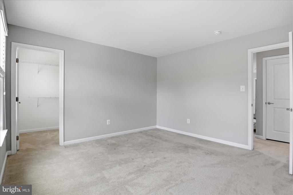 4 WILLIAM ALBERT WAY