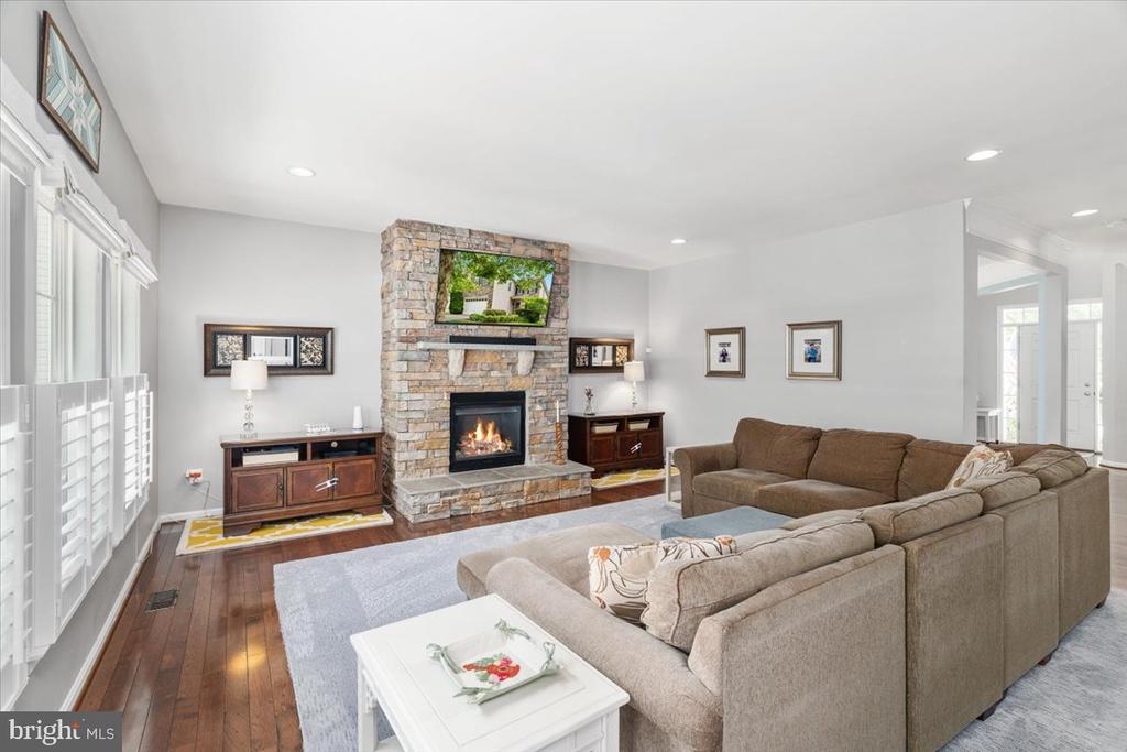25030 GRAYWACKE DRIVE