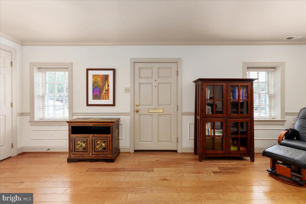 222 W MARKET STREET W