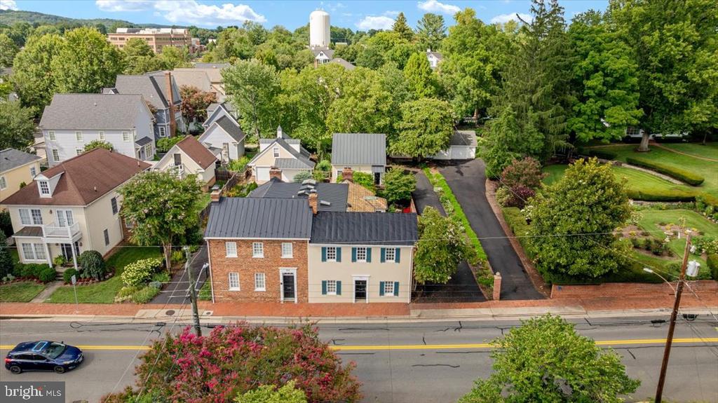 222 W MARKET STREET W