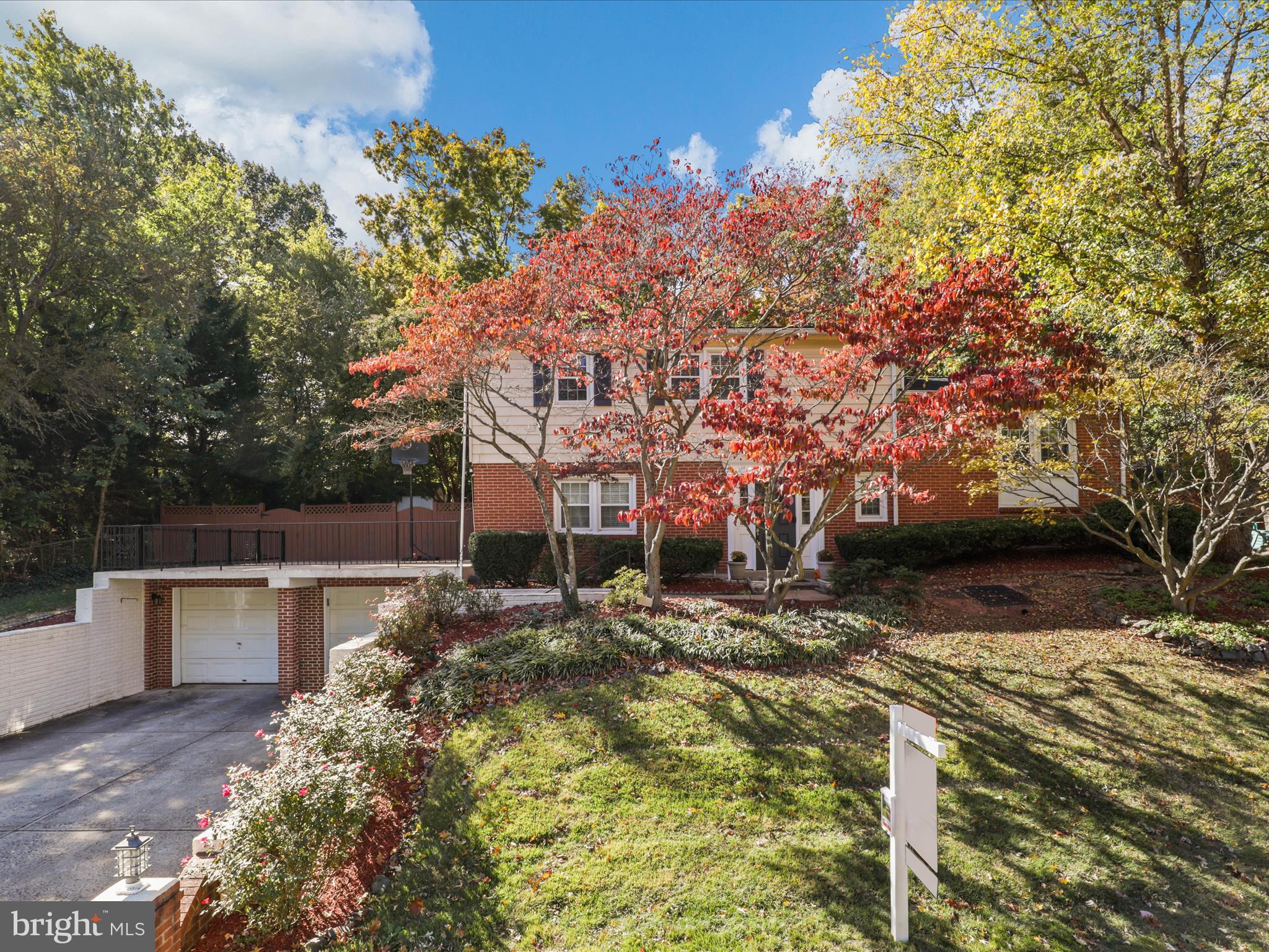 8702 Fort Dr