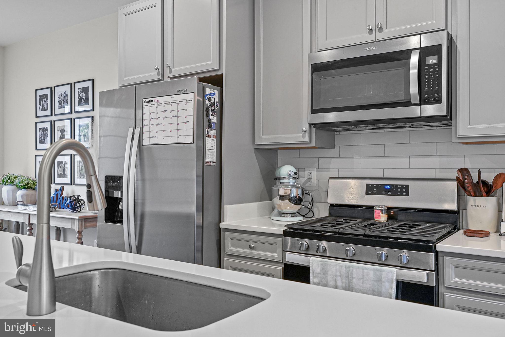 8230 Knight Station Way