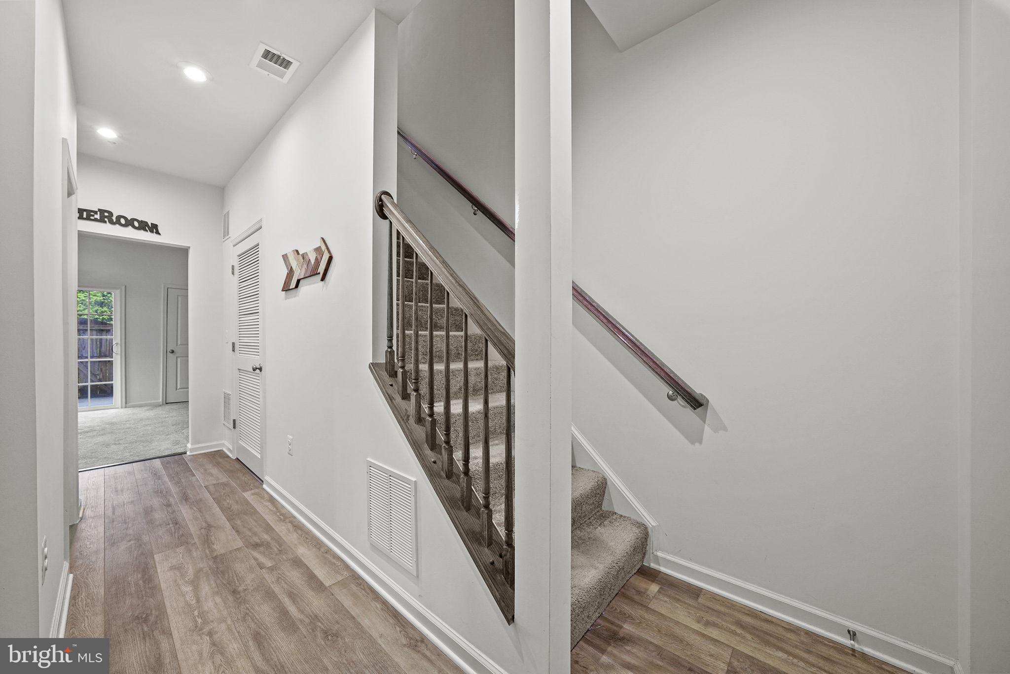 8230 Knight Station Way