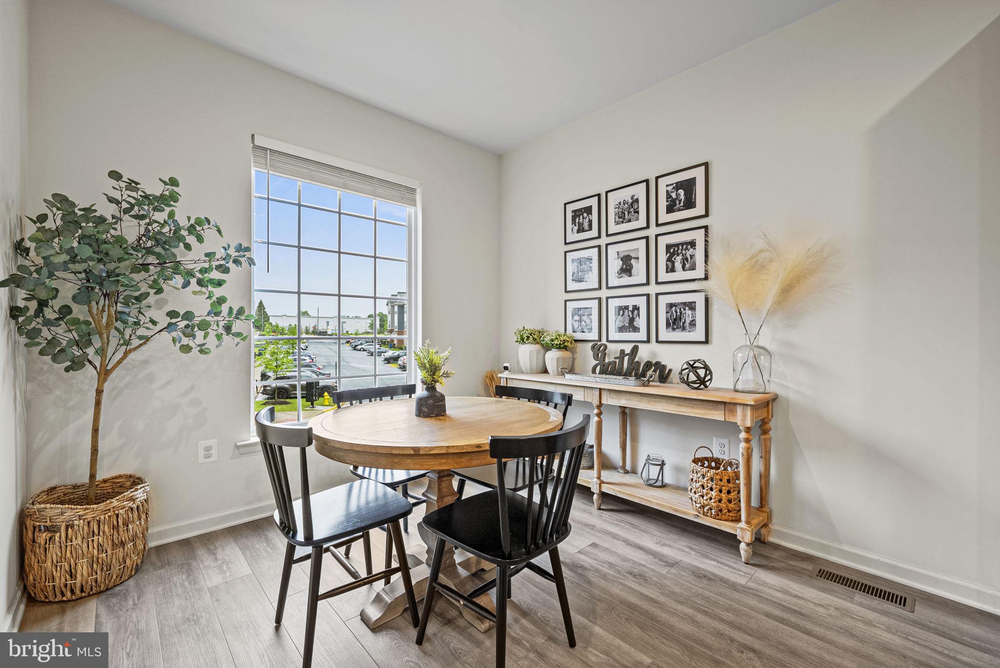 8230 Knight Station Way