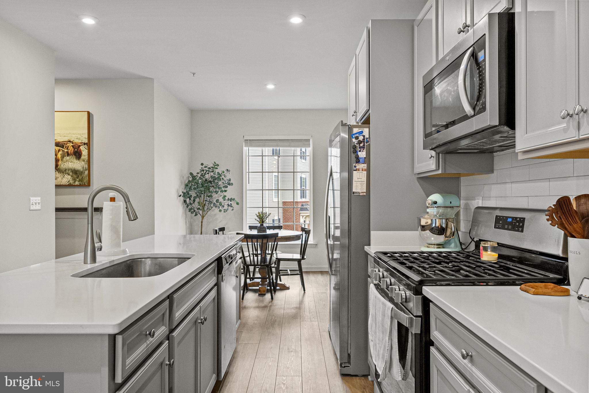 8230 Knight Station Way