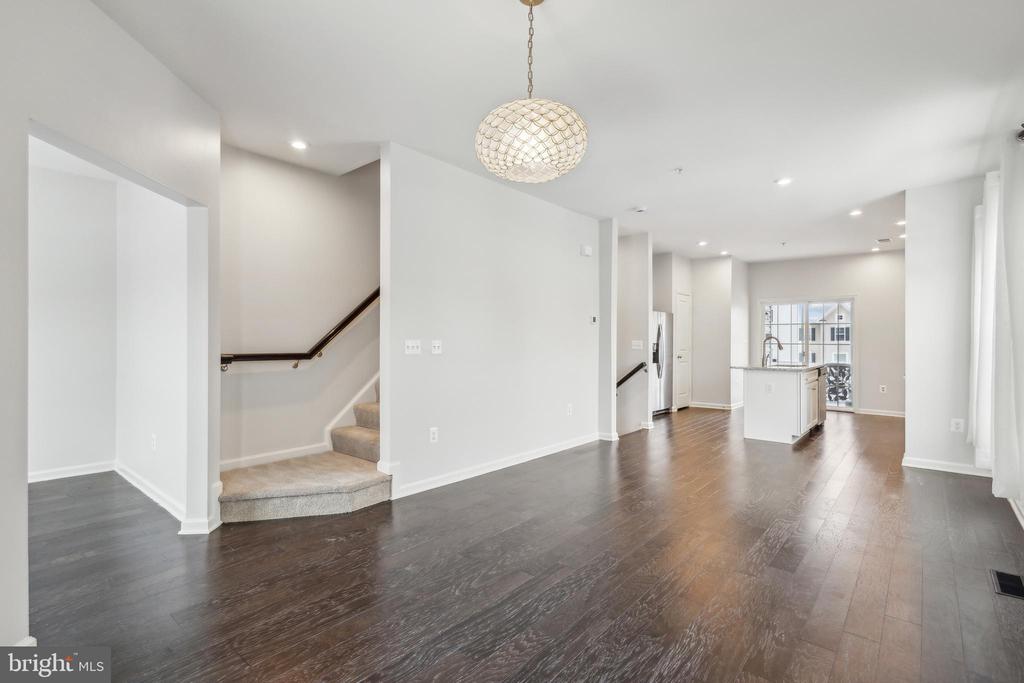 9250 Kos Ln