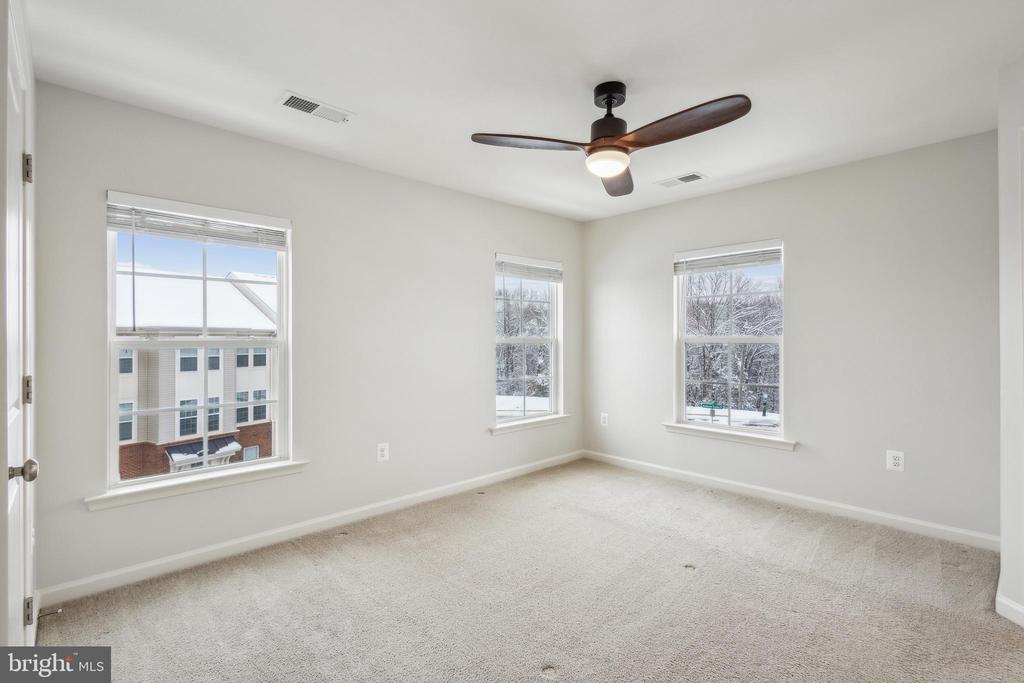 9250 Kos Ln