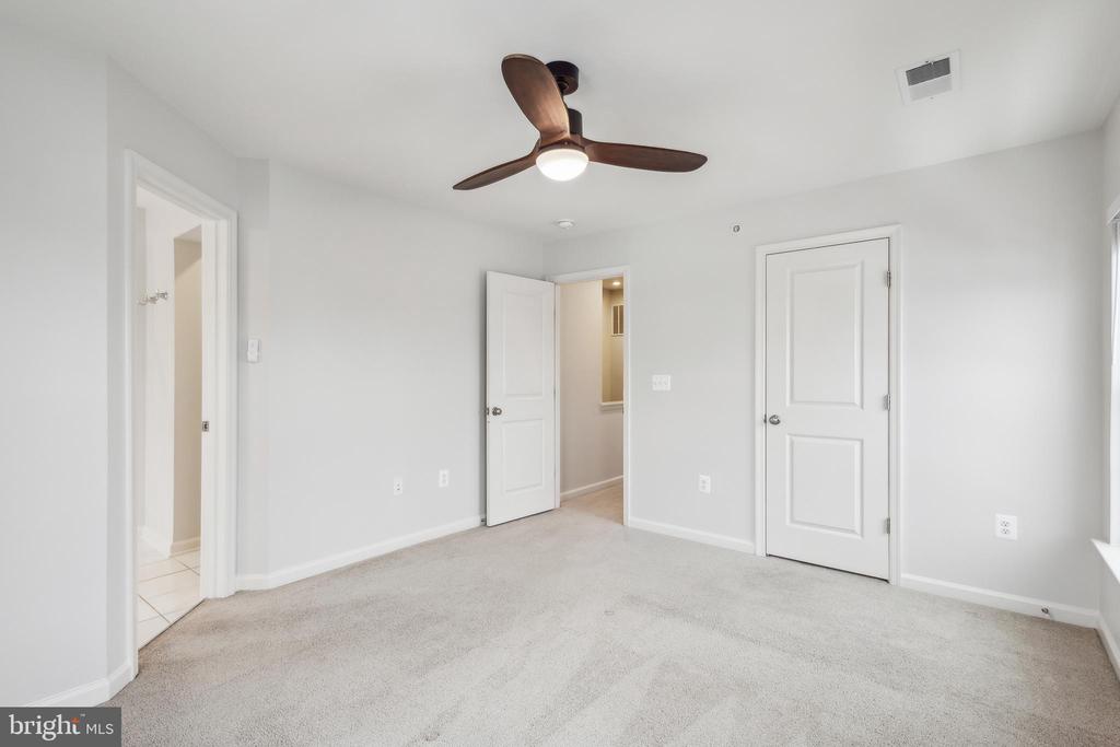 9250 Kos Ln