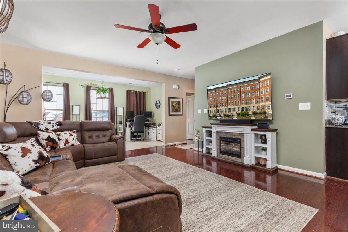 7828 CEDAR BRANCH DRIVE