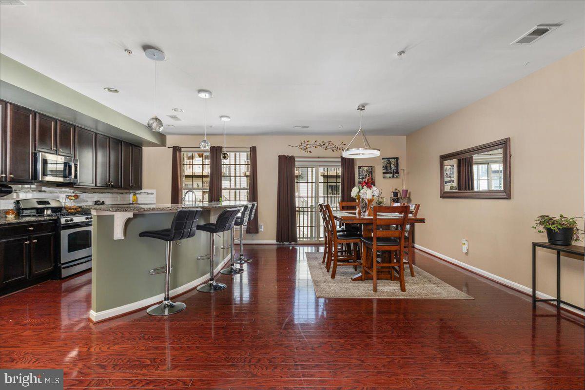 7828 CEDAR BRANCH DRIVE