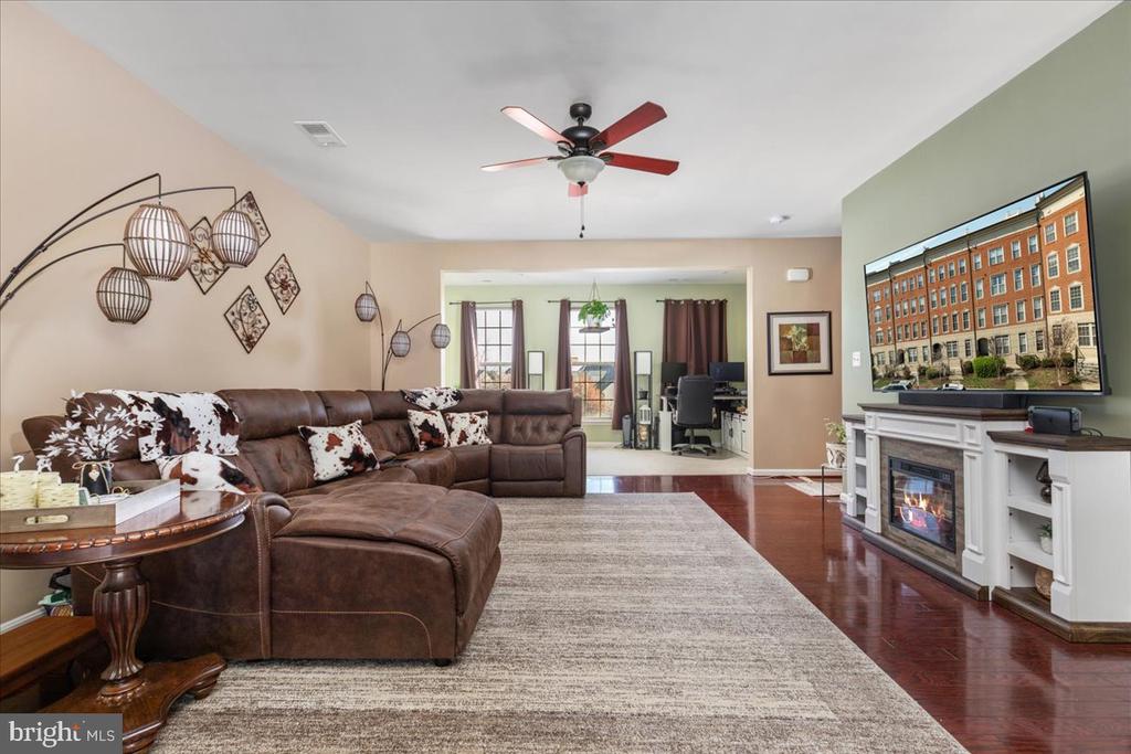 7828 CEDAR BRANCH DRIVE