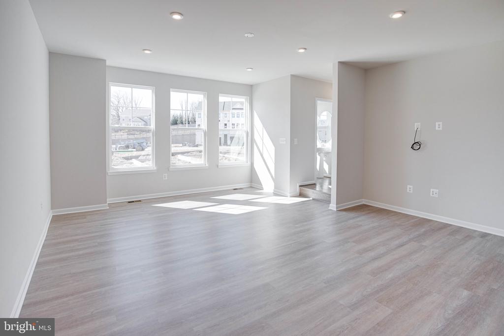 3978 SHIRE MEADOW LANE