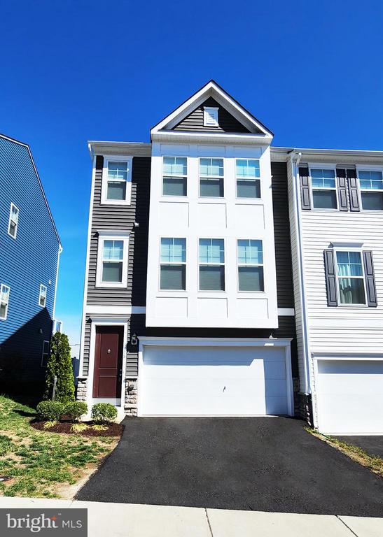 3978 SHIRE MEADOW LANE