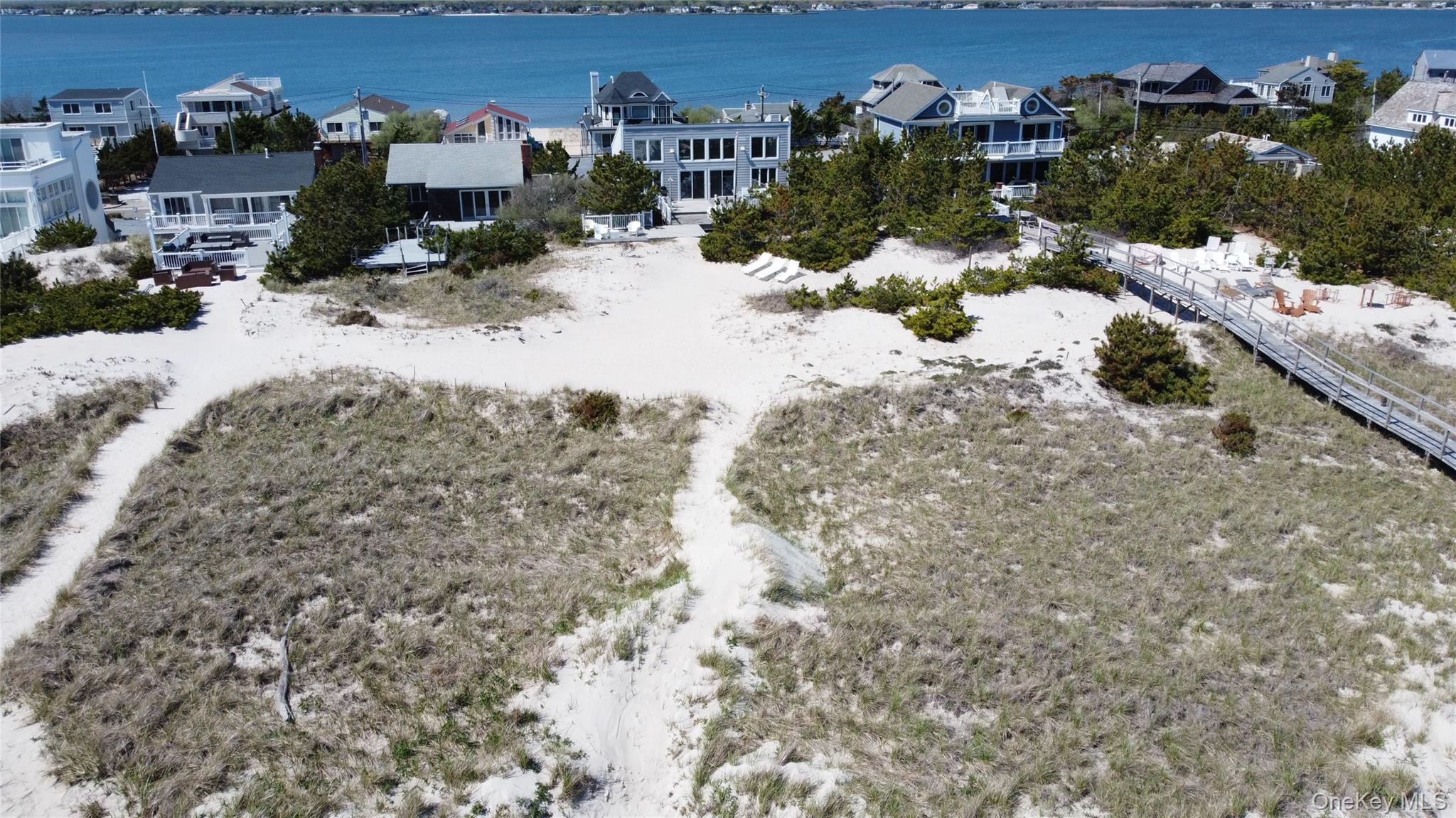 627 Dune Road