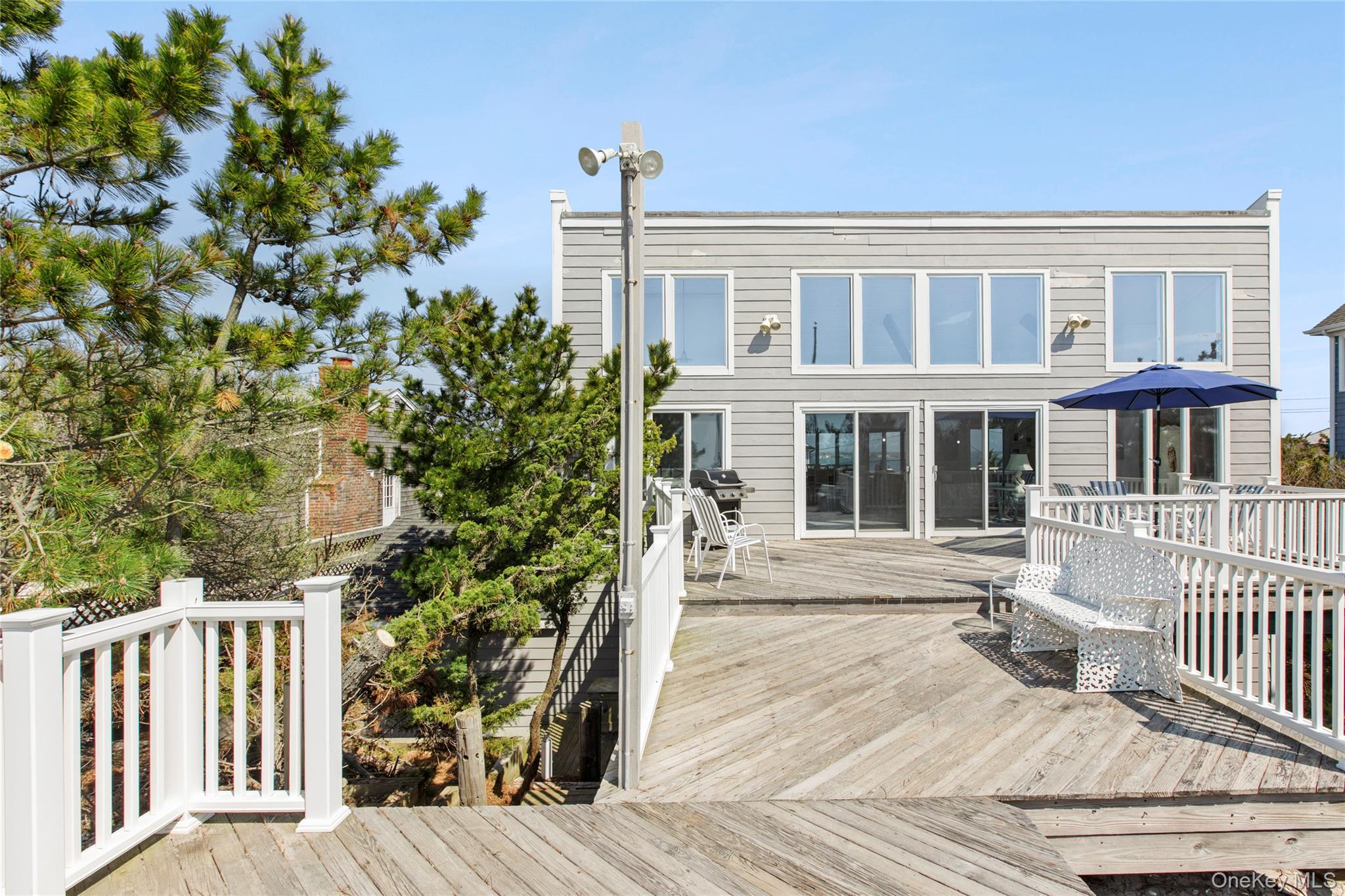 627 Dune Road
