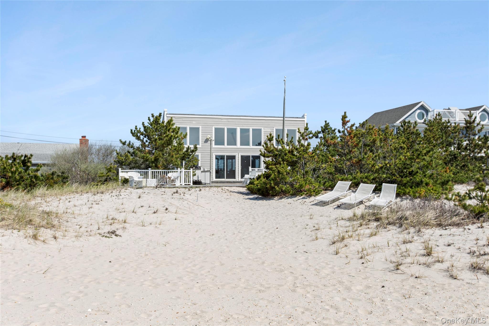 627 Dune Road