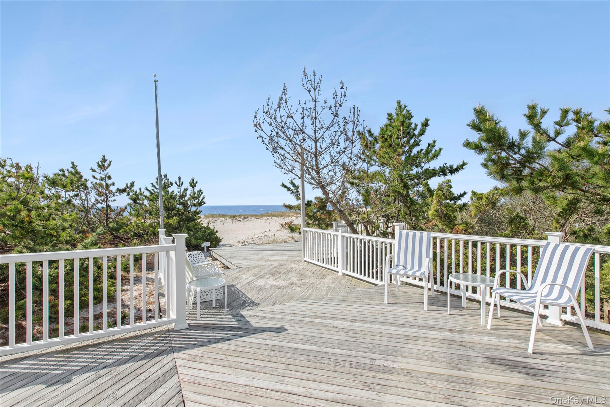 627 Dune Road