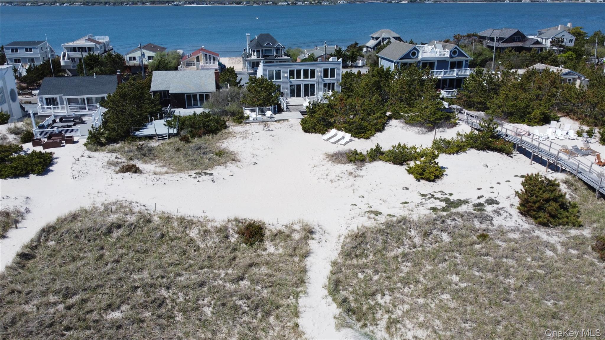 627 Dune Road