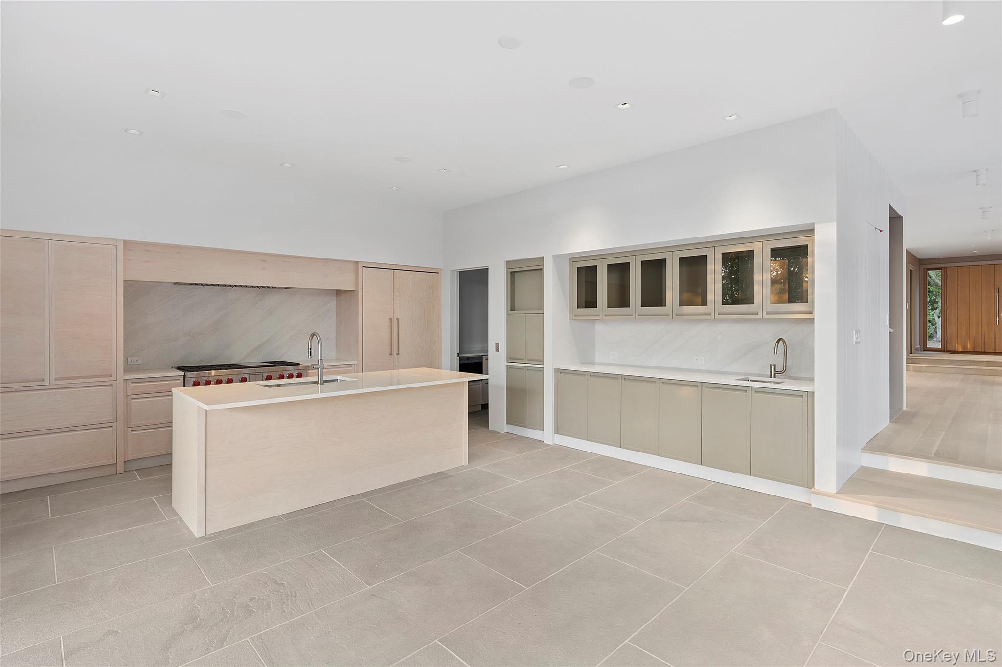 25 Bluff Point Road