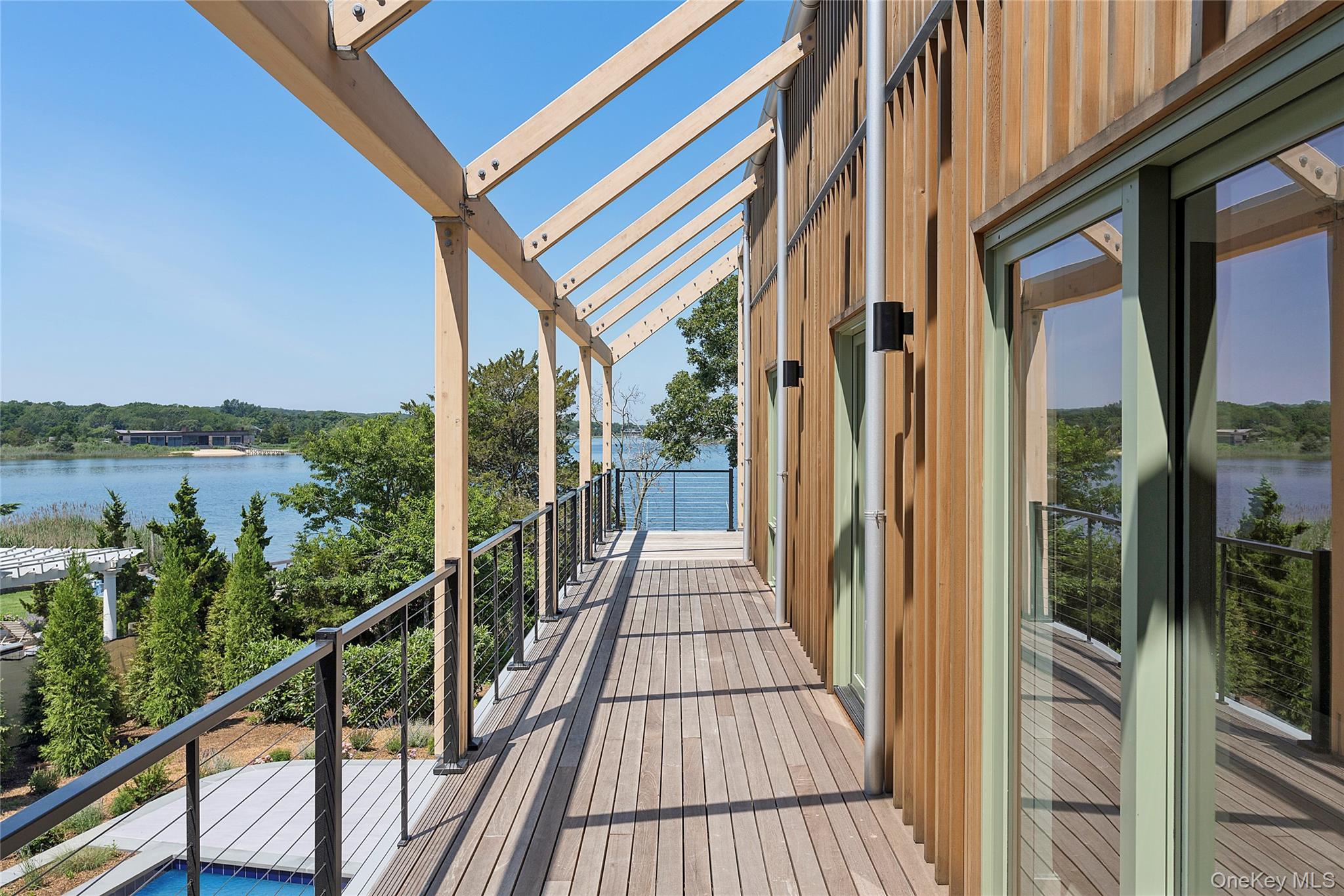 25 Bluff Point Road