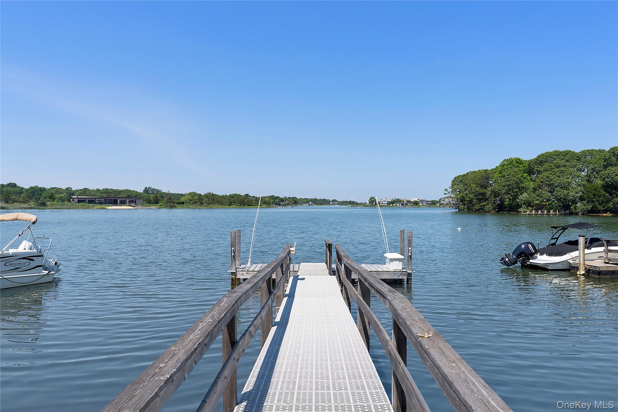 25 Bluff Point Road