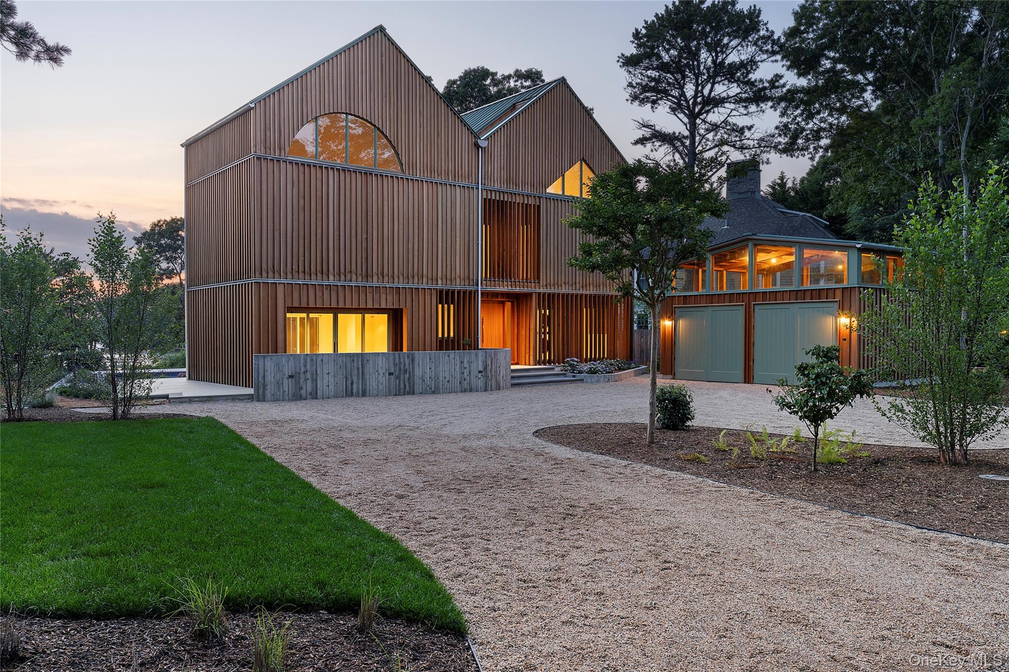25 Bluff Point Road