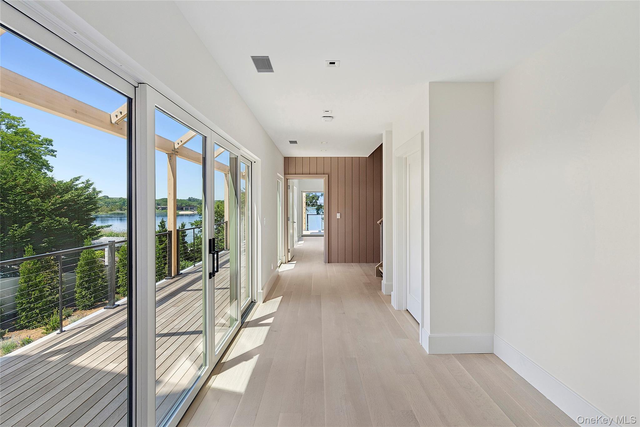 25 Bluff Point Road