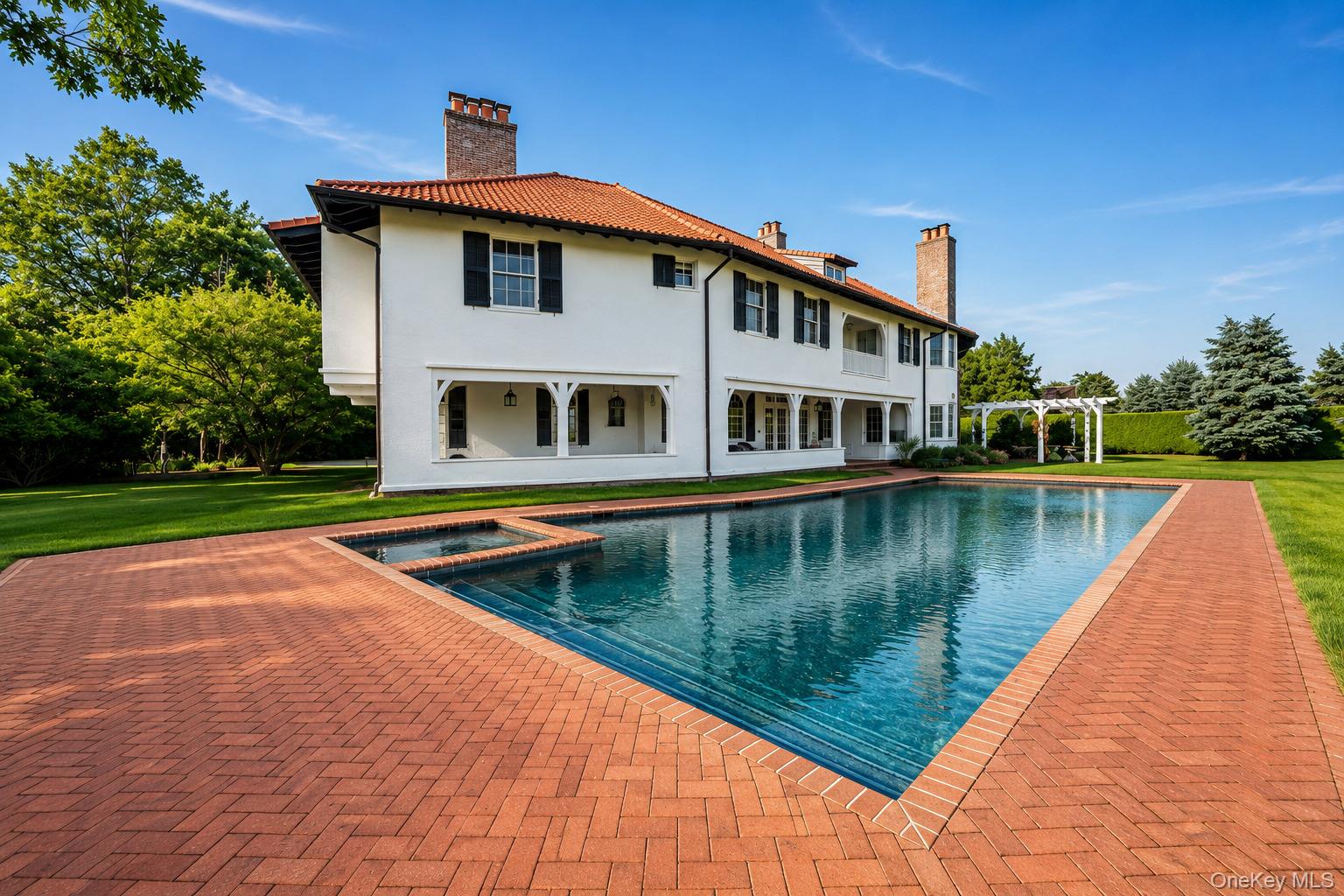 767 Montauk Highway