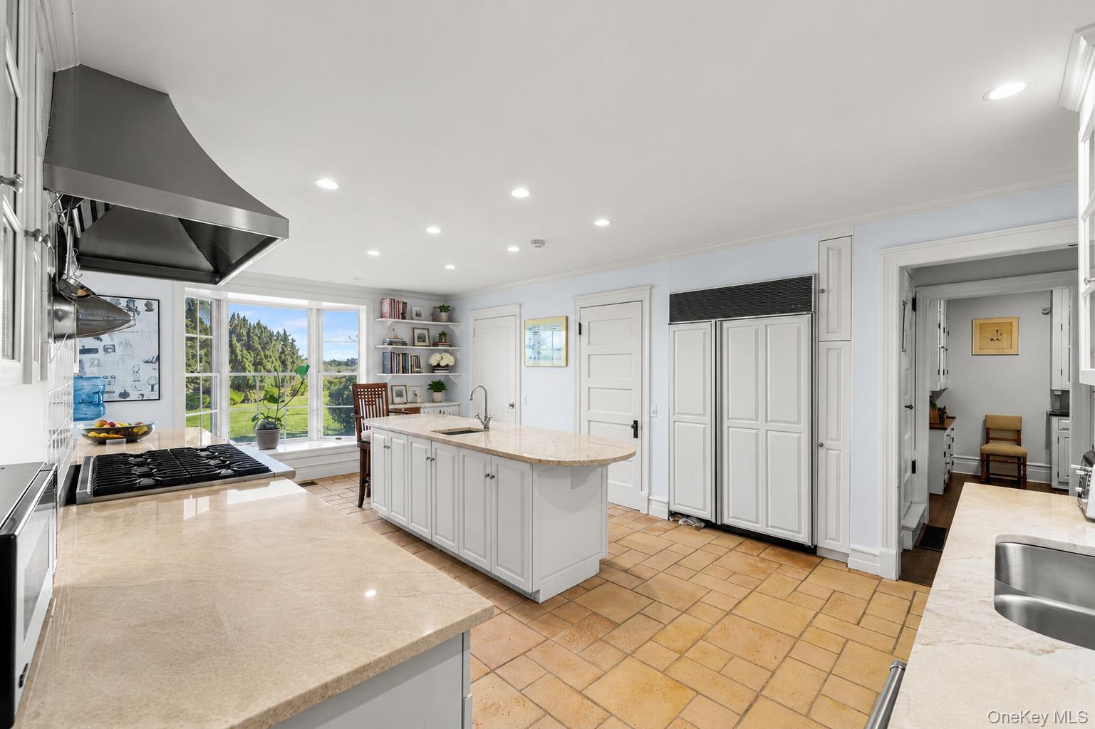 767 Montauk Highway
