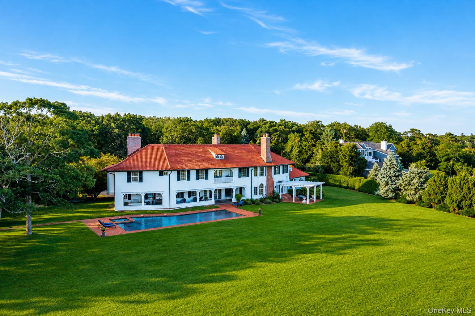767 Montauk Highway