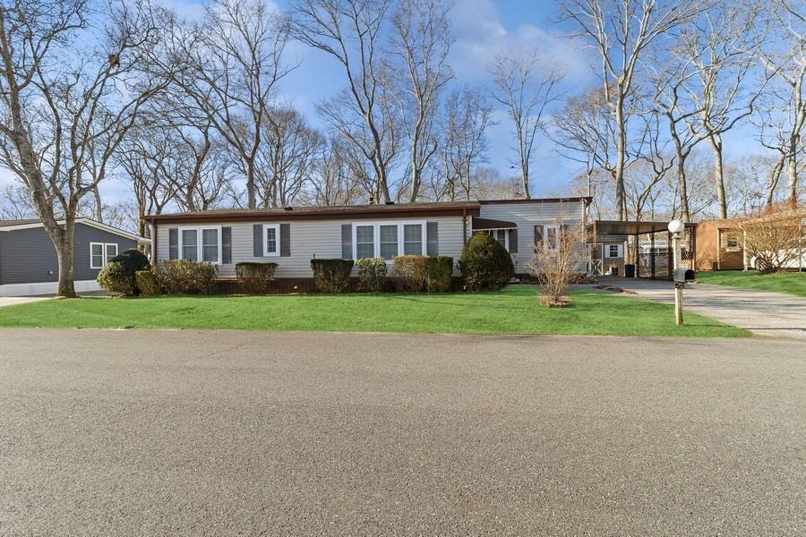 1661 Old Country Road Unit: 435