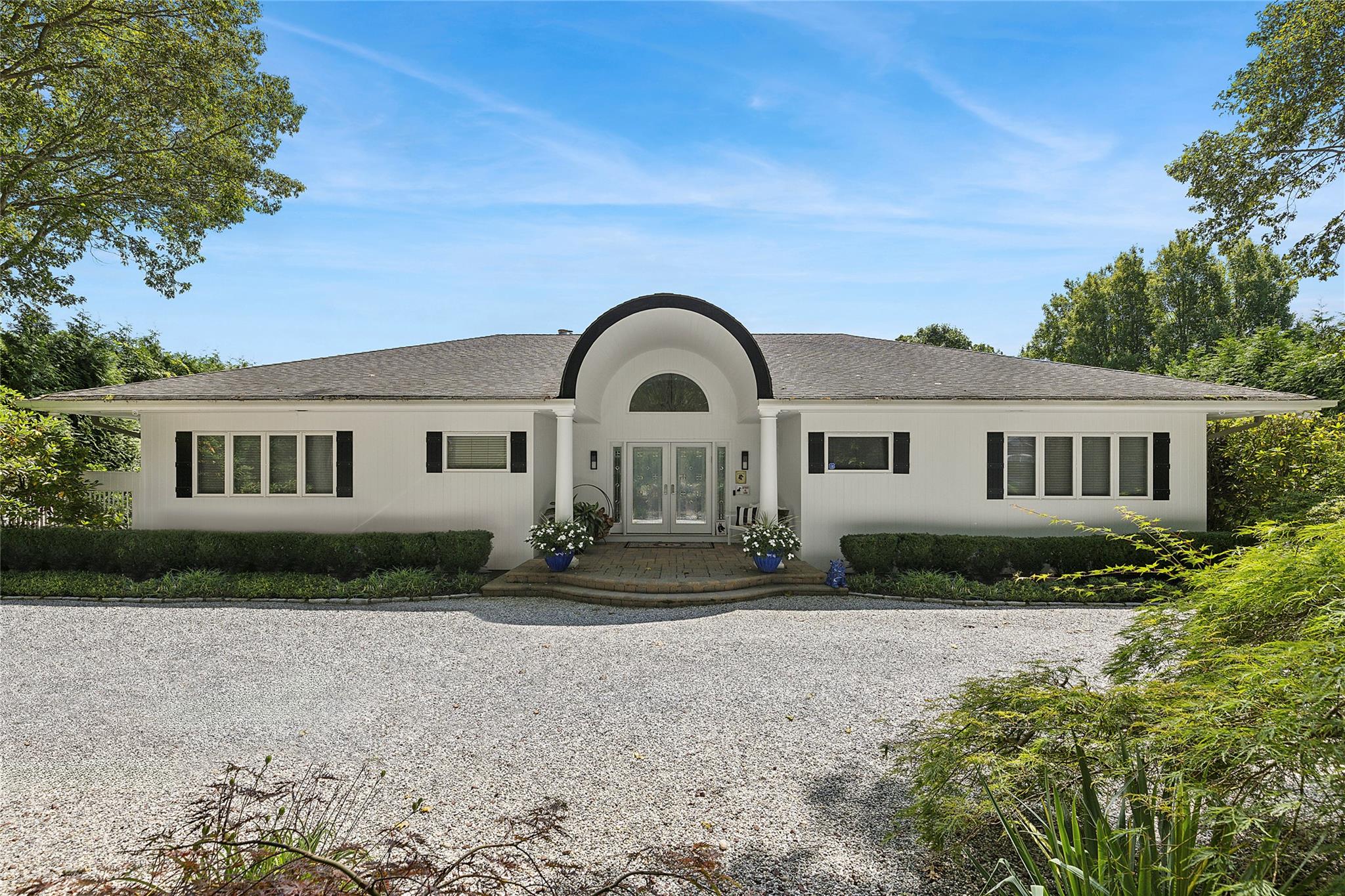 8 Jeffrey Lane