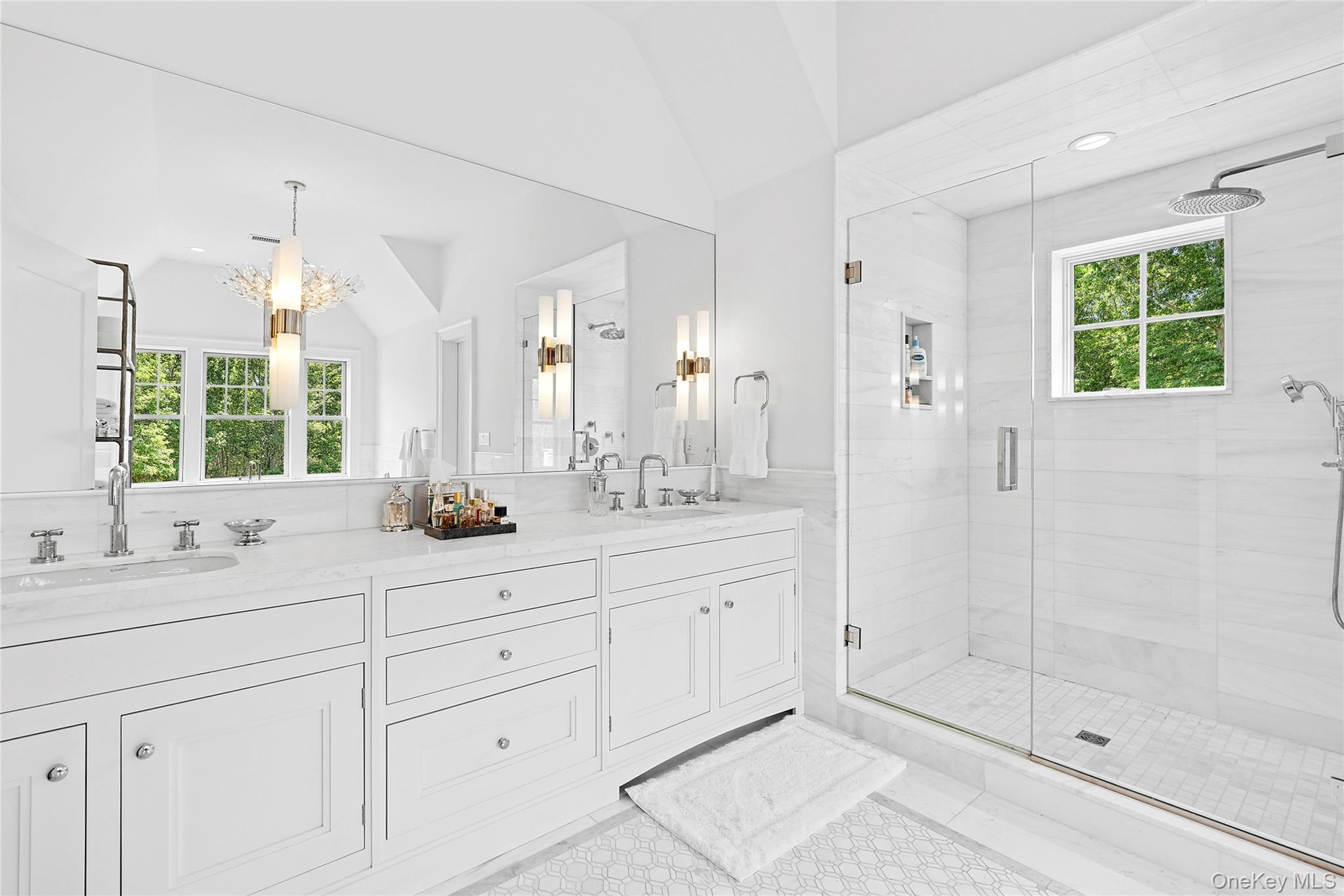 471 Middle Line Highway