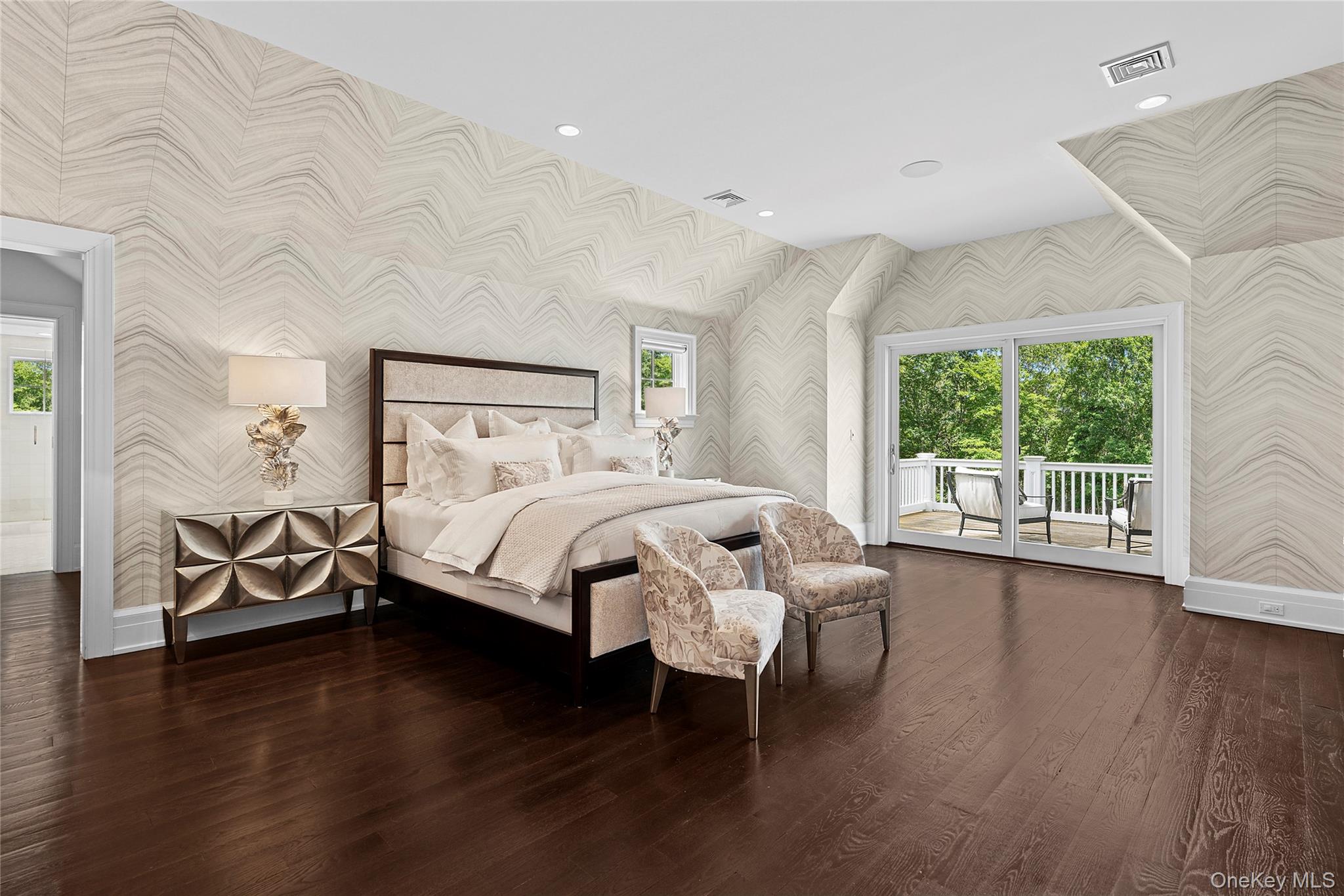 471 Middle Line Highway